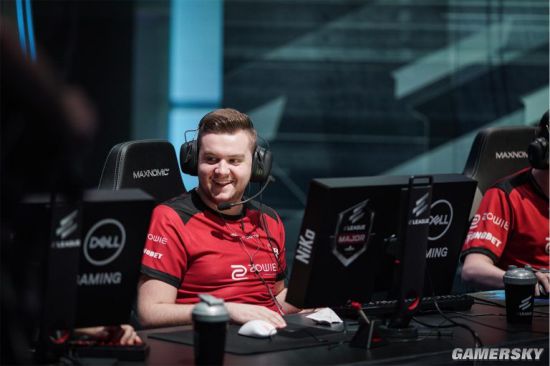 【赛前预告】2021王者荣耀绝活杯，1月3日 杭州LGD大鹅 vs 南京Hero久竞